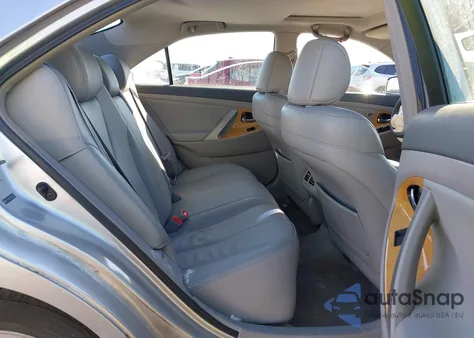 2007 Toyota Camry Xle V6 z USA, uszkodzony, nr VIN 4T1BK46K87U052946